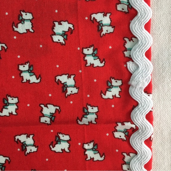 Handmade Retro Style Scottie Dog Holiday Napkins, Set of 2 - Picture 6 of 14